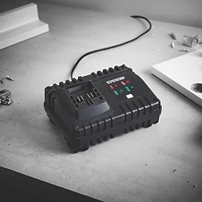 Erbauer EBFC12-Li 12V Li-Ion EXT Fast Charger | Compact & Efficient Power Tool Charger 3 Erbauer EBFC12-Li 12V Li-Ion EXT Fast Charger | Compact & Efficient Power Tool Charger - Image 3
